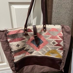 Myra Weekender Tote